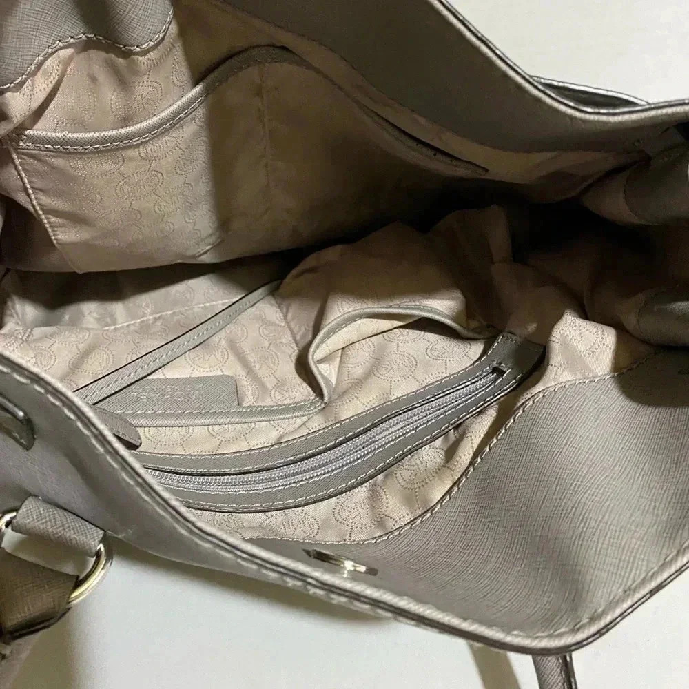 Michael kors grey saffiano leather tote bag - Picture 2 of 14